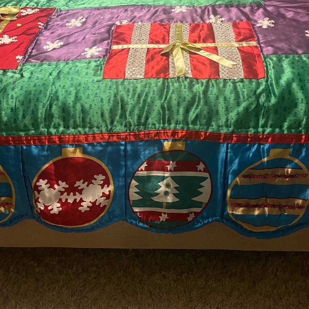 Festive Snowman Holiday Quilt